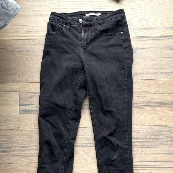 Levi’s Black Jeans - Picture 1 of 3
